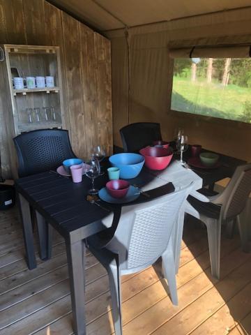 Camping Bockenauer Schweiz Kamer foto